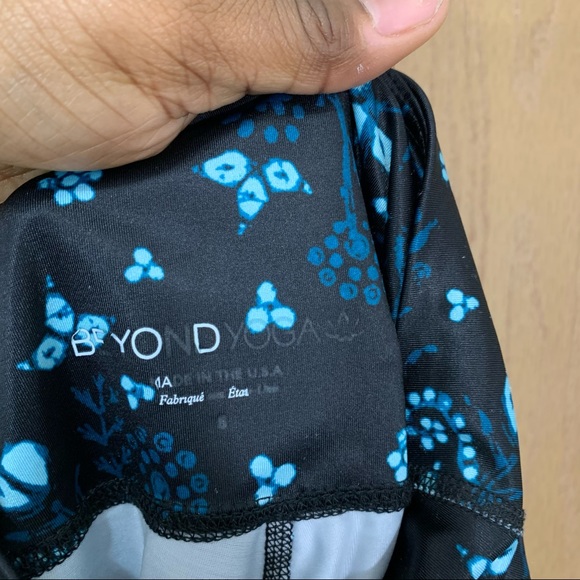 Beyond Yoga Bali Blue Lux High Waisted Leggings - Picture 9 of 10